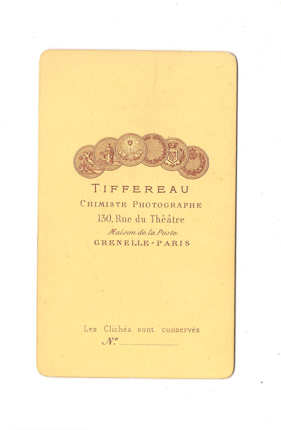 Fotografie Damenportrait - Grenelle-Paris 1870er / CDV C1-01