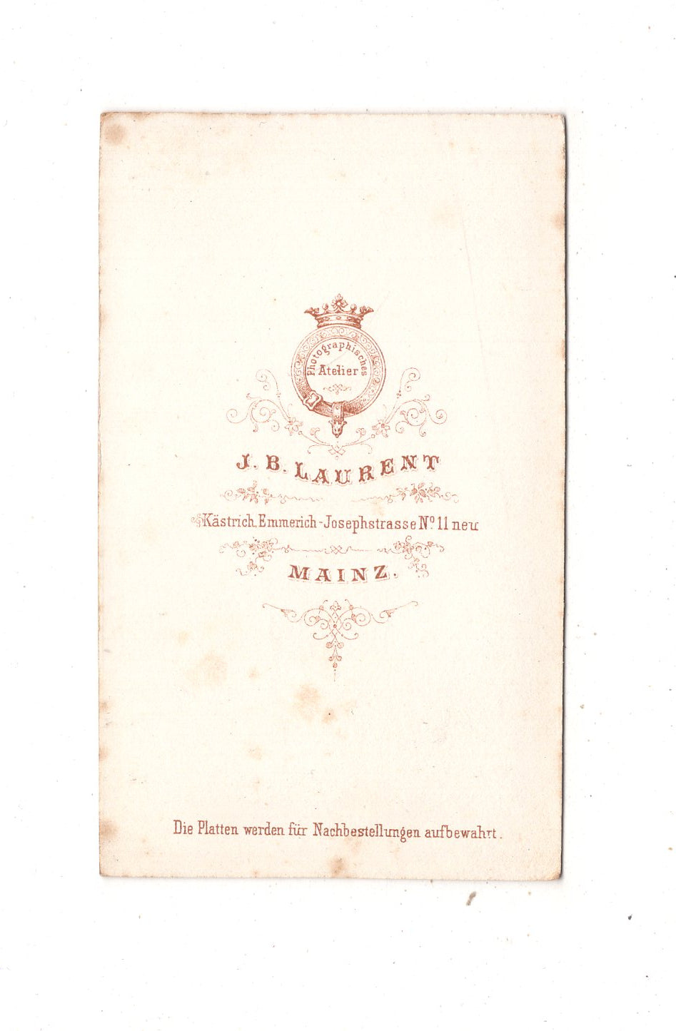 Fotografie Soldat mit Epauletten und Orden - Mainz 1860er / CDV M1-04