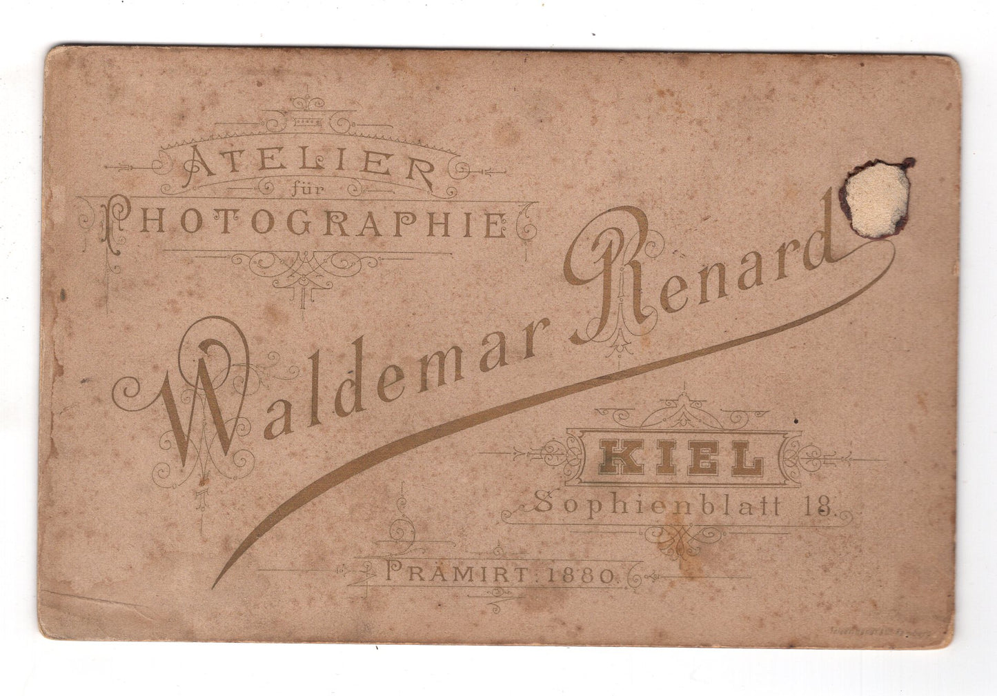 Fotografie Schönes Familienbild - Kiel 1880er / CAB X-36