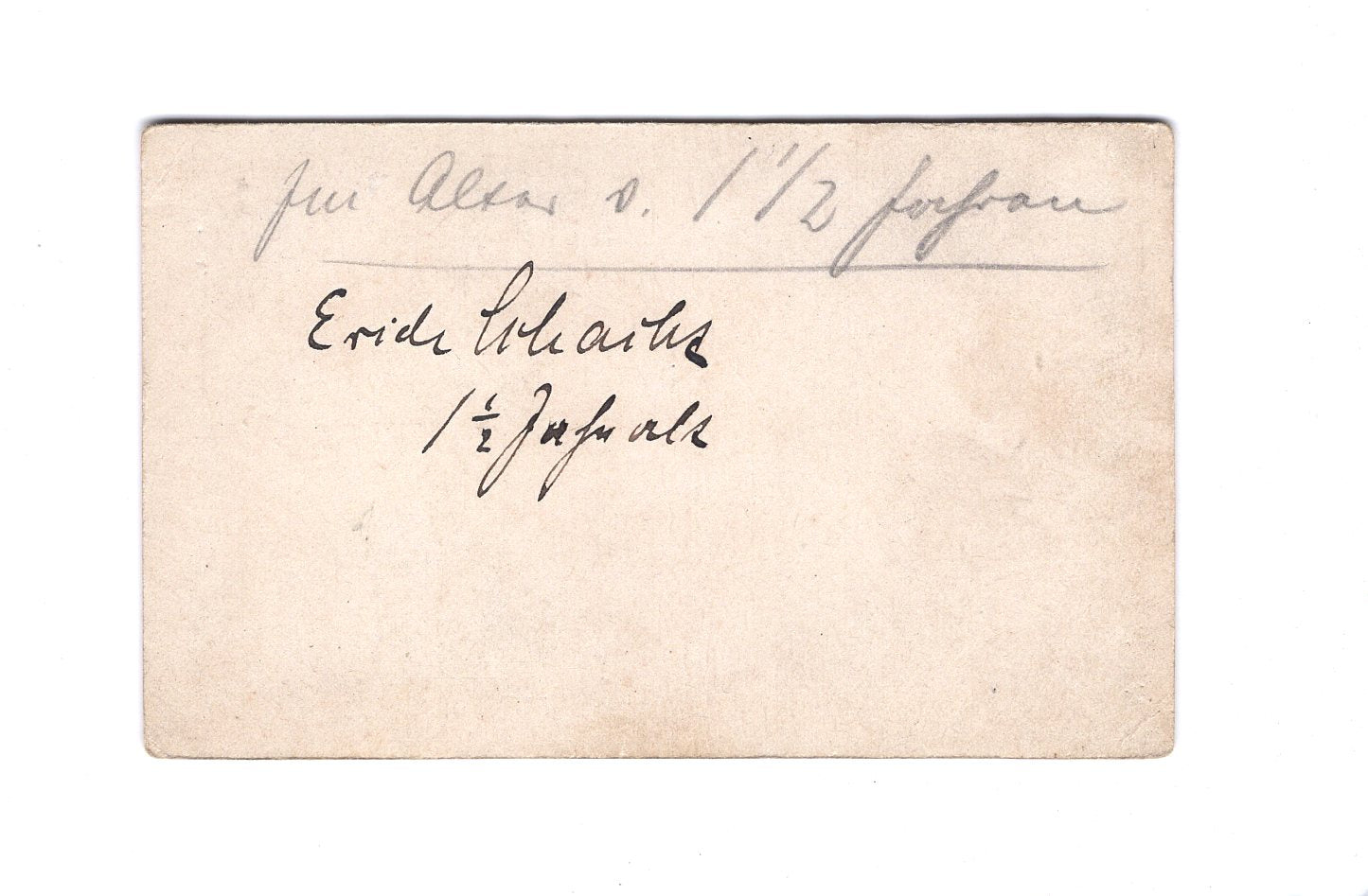 Fotografie Niedliches kleines Kind / benannt - Meldorf 1900er