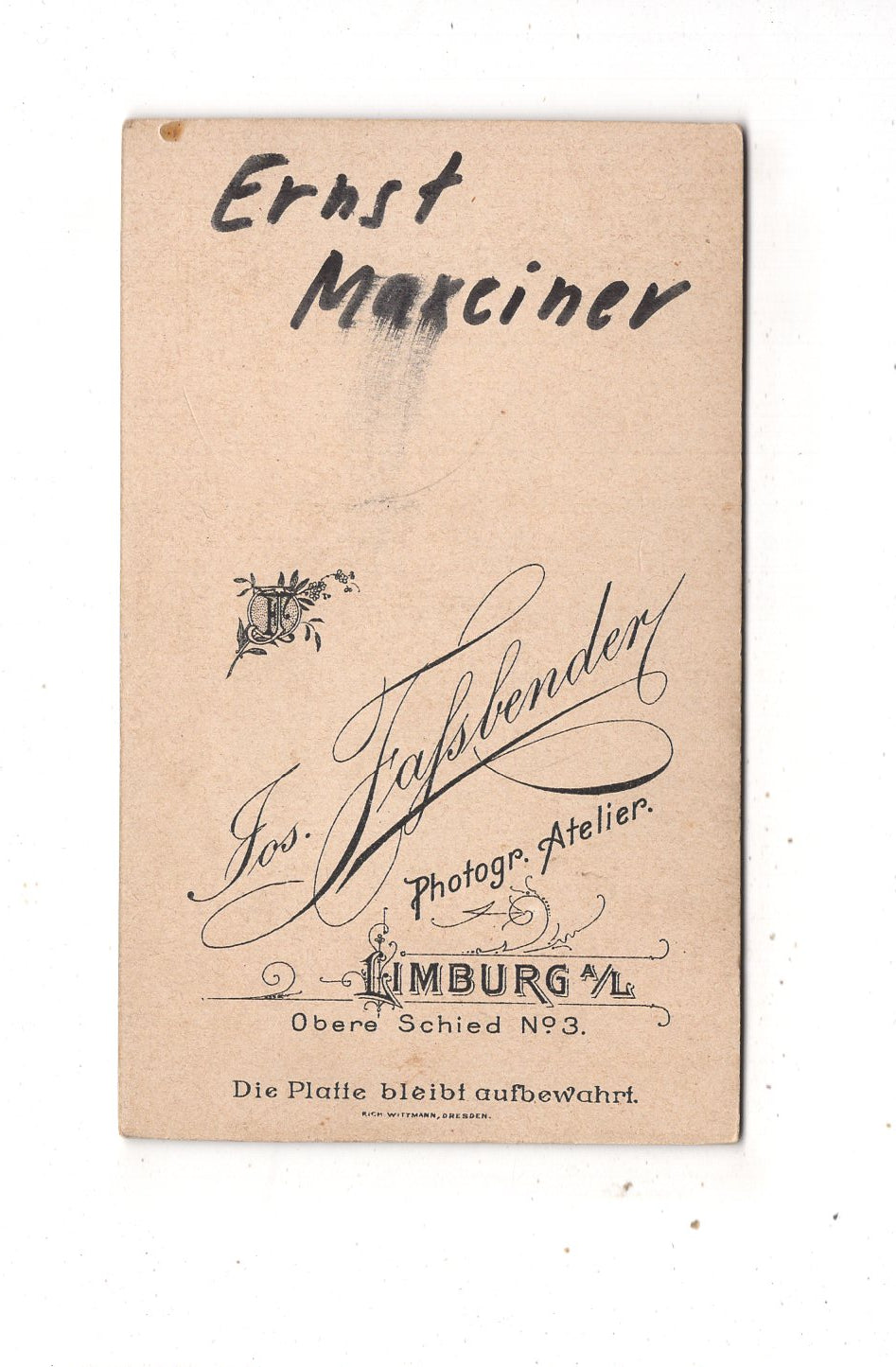 Fotografie Niedliches kleines Kind / benannt - Limburg an der Lahn um 1910