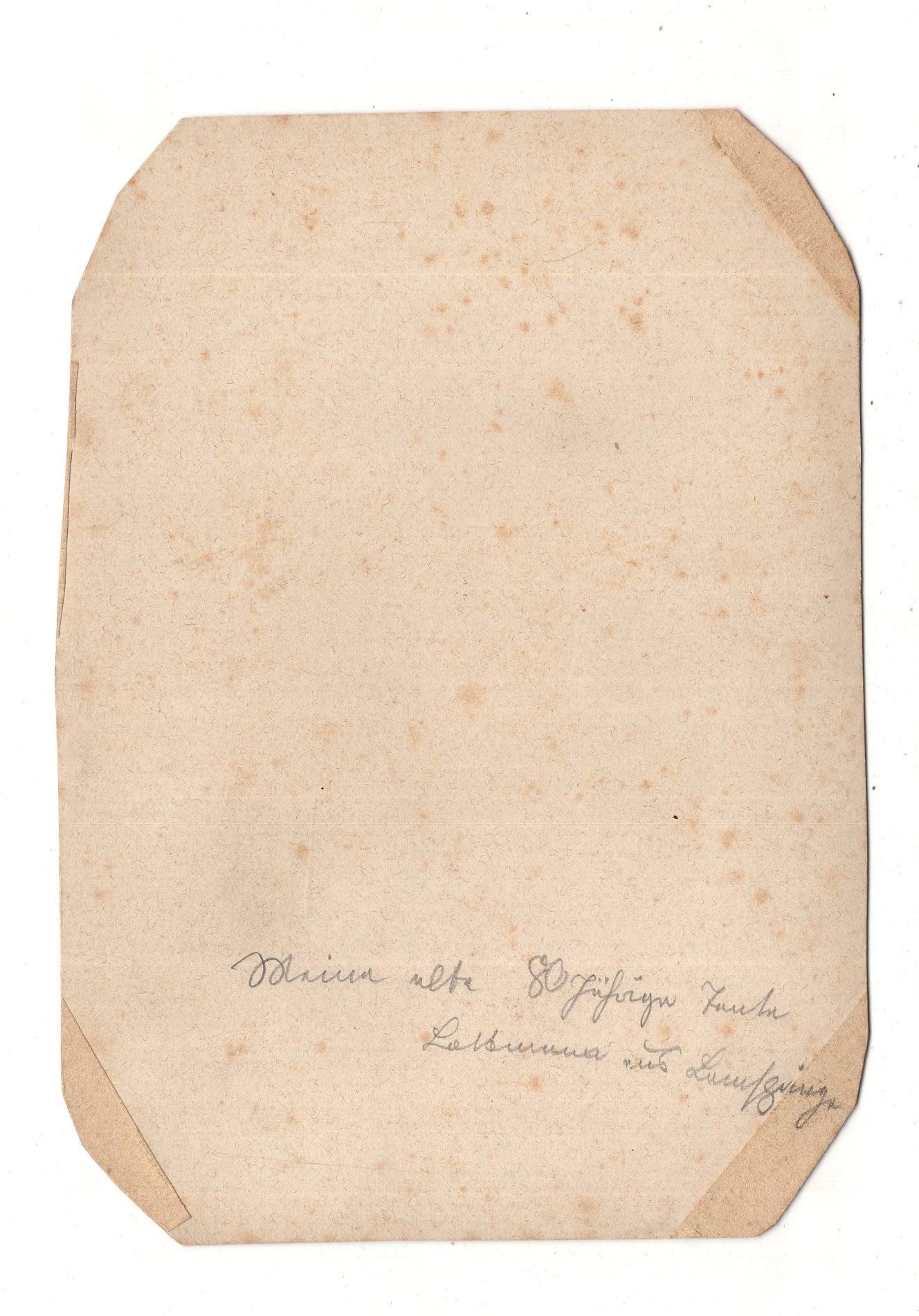 Fotografie Feine ältere Dame - unbekannter Ort 1870er