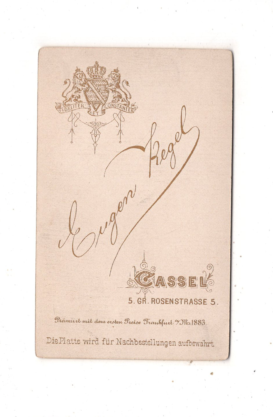 Fotografie Niedlicher kleiner Junge - Kassel 1880er
