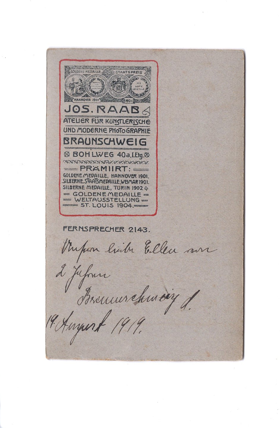 Fotografie Niedliches kleines Mädchen mit Widmung & Puppe - Braunschweig 1919