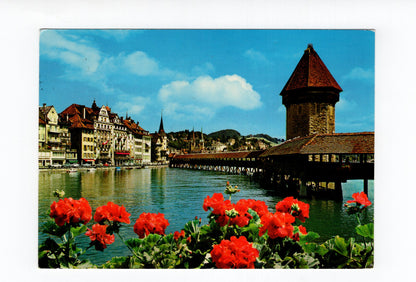 Ansichtskarte Luzern / Kapellbrücke mit Wasserturm / Schweiz