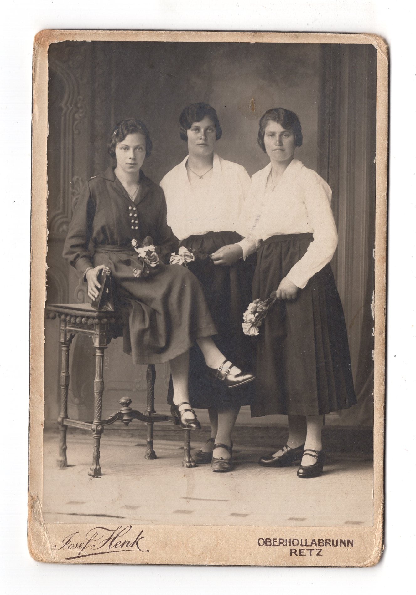 Fotografie Feine Damen - Oberhollabrunn / Retz 1910er / CAB W-19