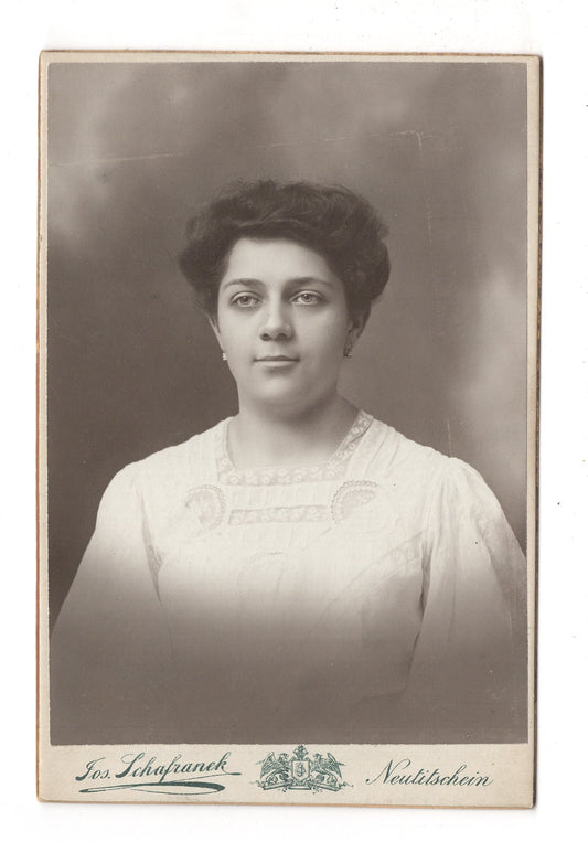 Fotografie Feine Dame - Neutitschein 1900er / CAB W-19