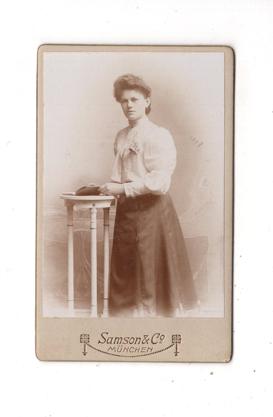 Fotografie Feine Dame - München um 1900