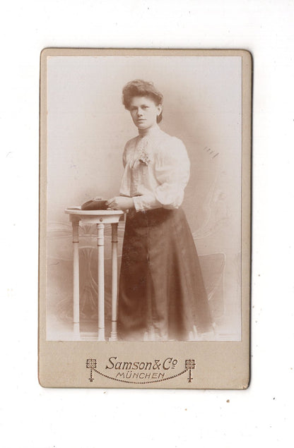 Fotografie Feine Dame - München um 1900