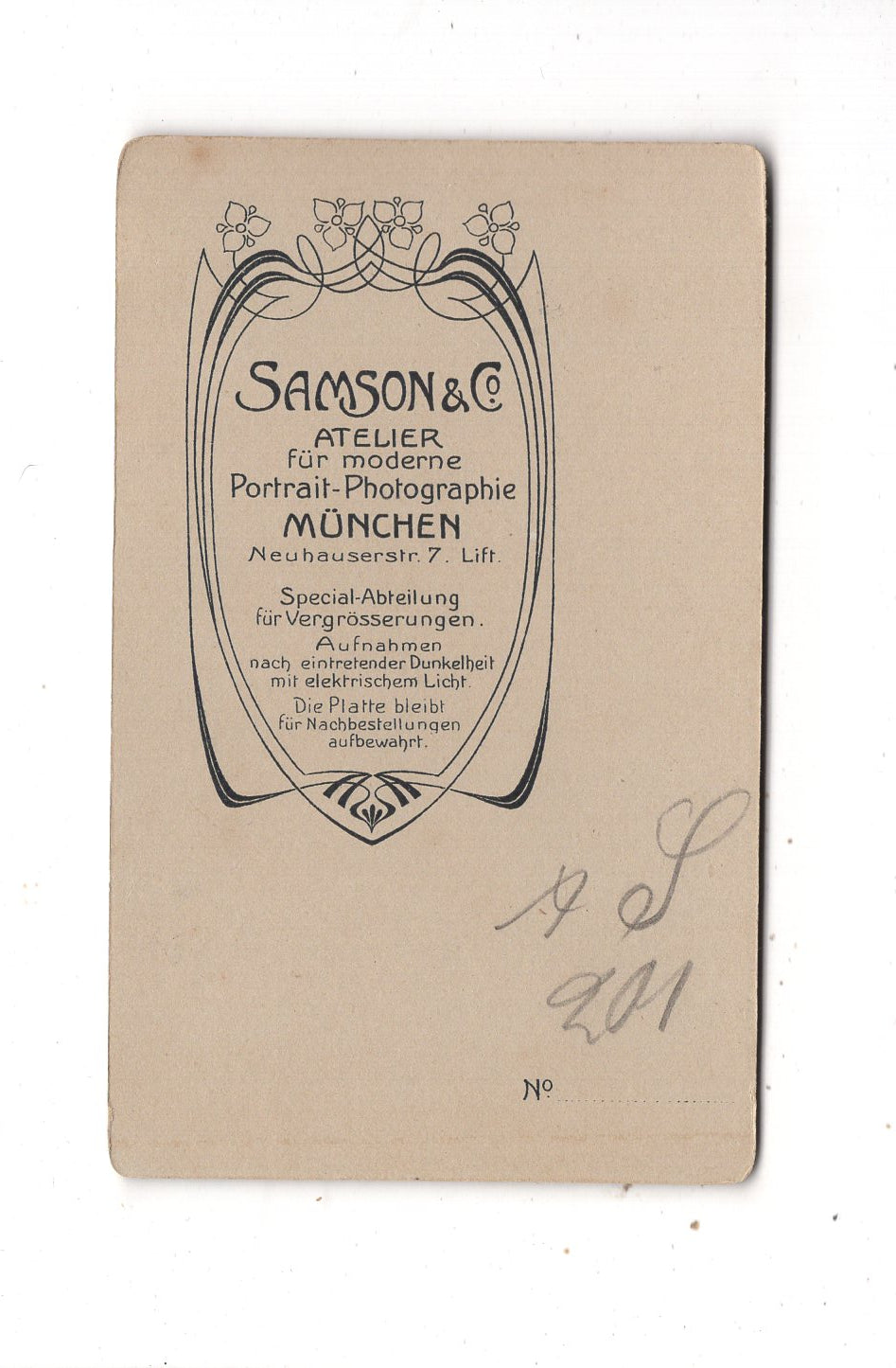 Fotografie Feine Dame - München um 1900