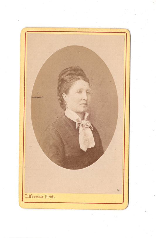 Fotografie Damenportrait - Grenelle-Paris 1870er / CDV C1-01