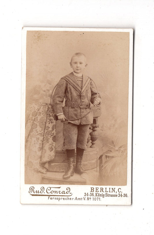 Fotografie Niedlicher kleiner Junge - Berlin 1890er / CDV M1-24