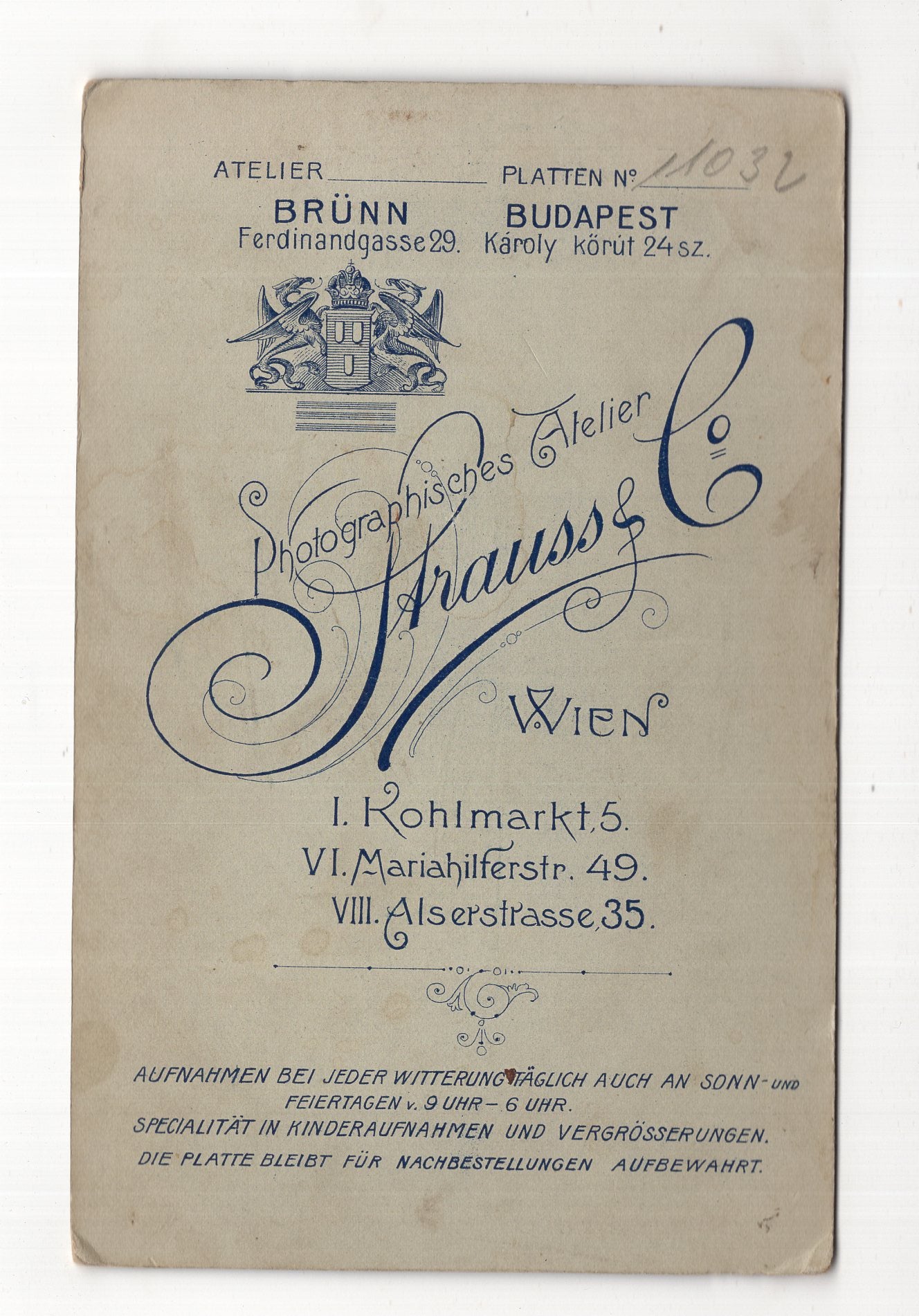 Fotografie Niedlicher kleiner Junge - Wien 1900er