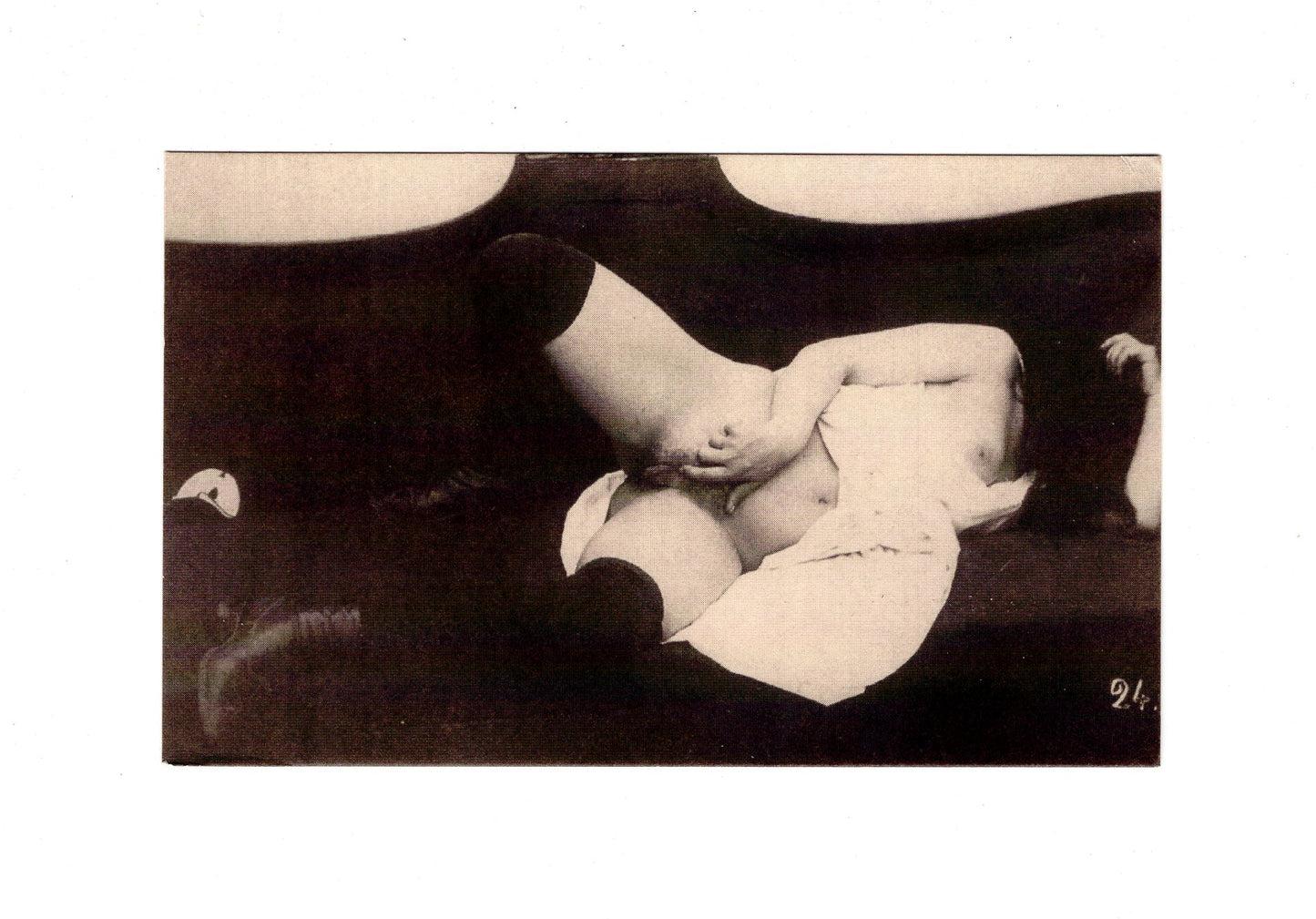 Ansichtskarte Akt / Erotik / Erotische Szene