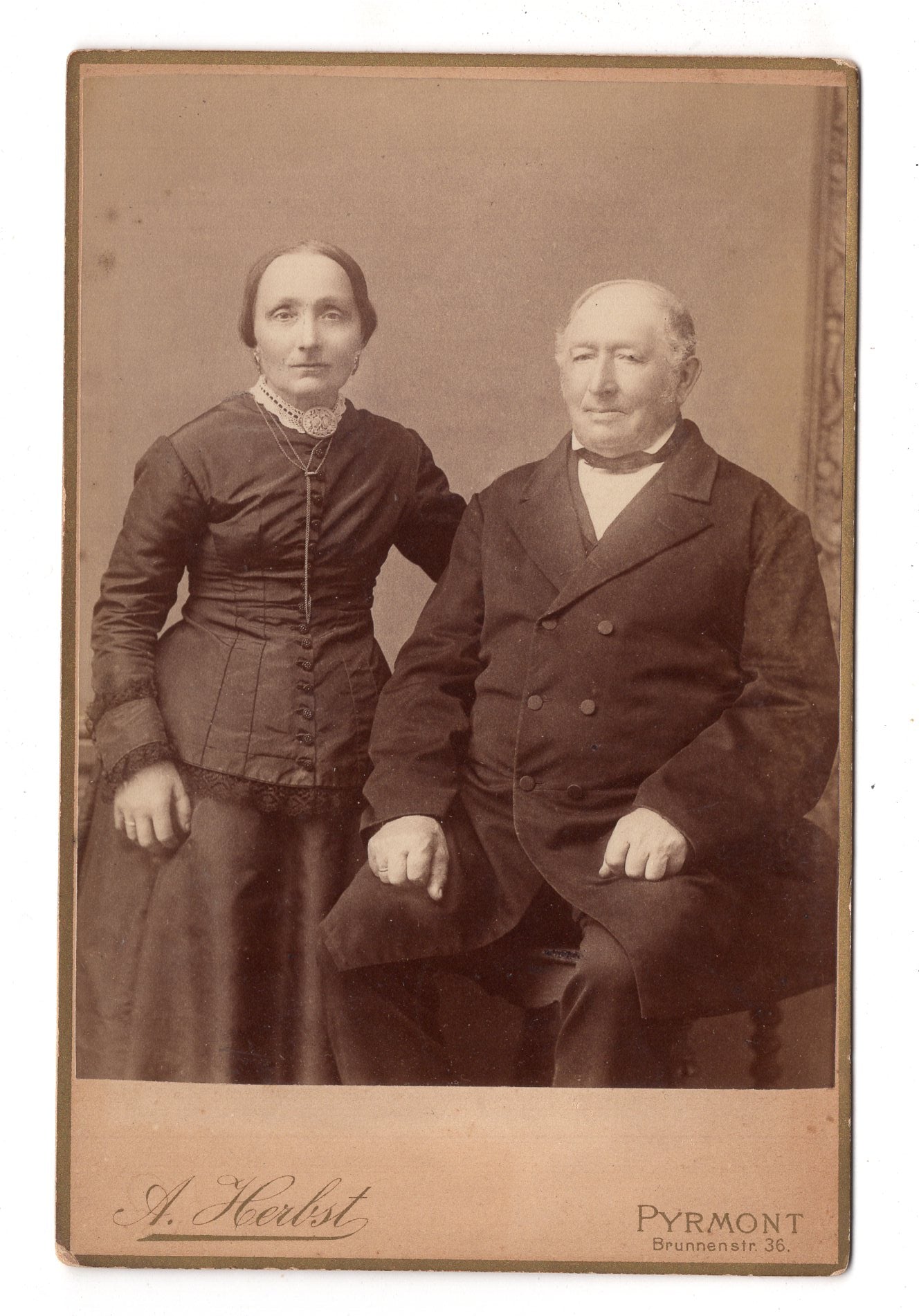 Fotografie Feines Paar - Bad Pyrmont 1880er / CAB X-34