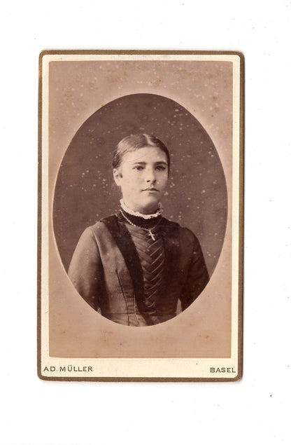Fotografie Damenportrait - Basel / Herisau 1880er / CDV C1-01