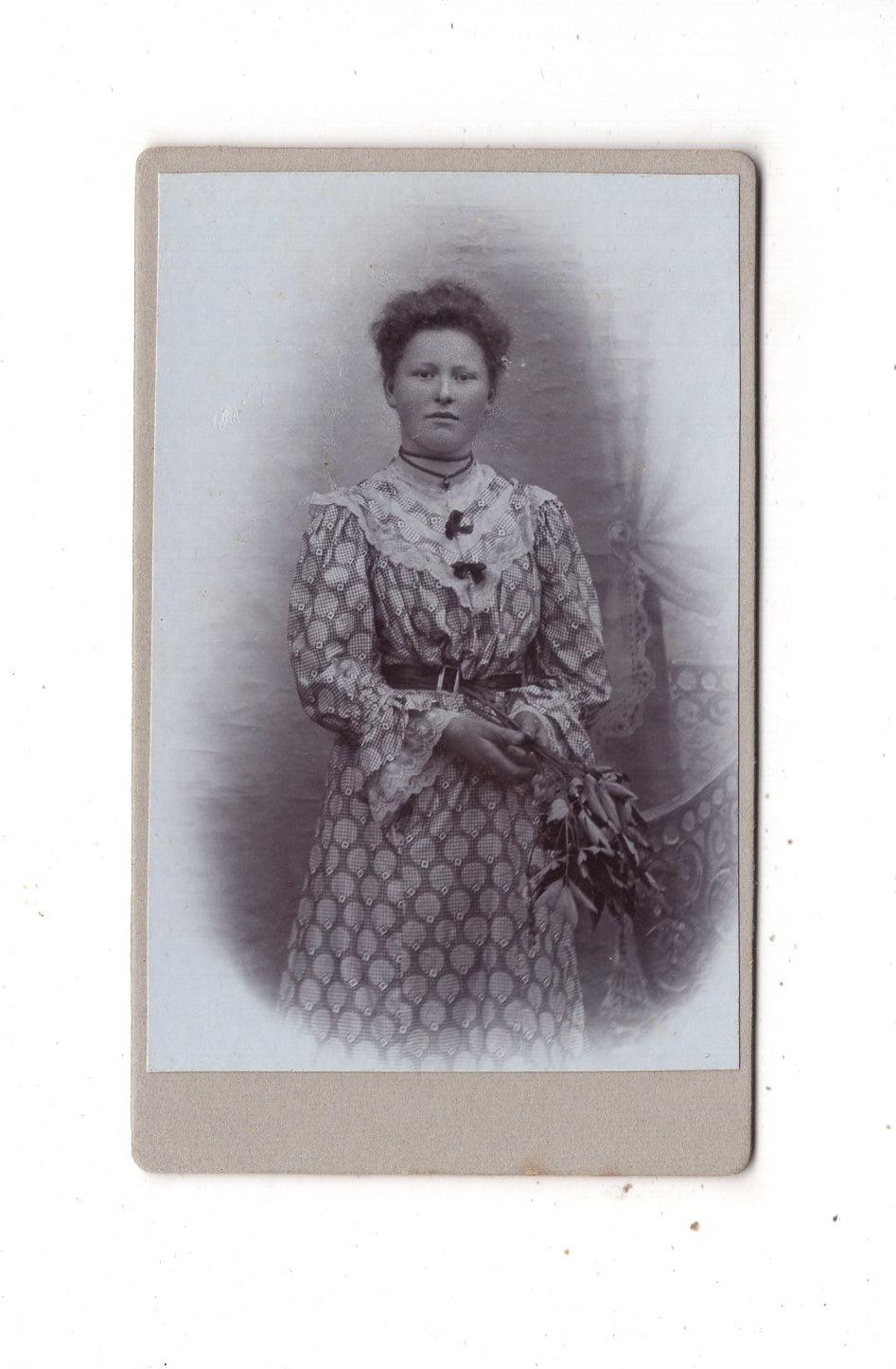 Fotografie Feine Dame - unbekannter Ort um 1900