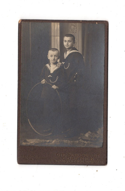 Fotografie Niedliche kleine Jungen mit Widmung - Berlin Köpenick 1914