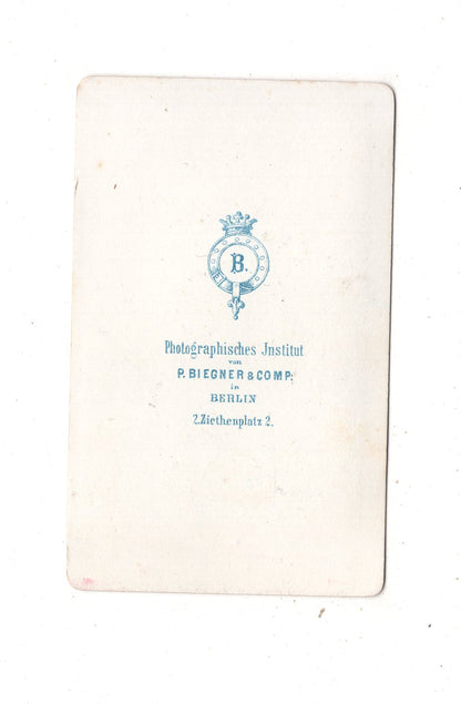 Fotografie Soldat mit Epauletten - Berlin 1860er / CDV M1-04