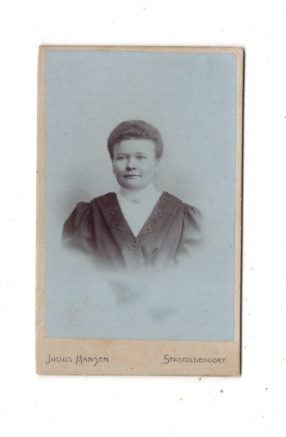 Fotografie Damenportrait - Stadtoldendorf 1890er / CDV N1-11