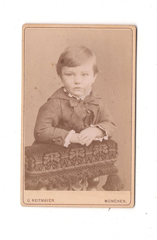 Fotografie Niedlicher kleiner Junge - München 1880er / CDV M1-24