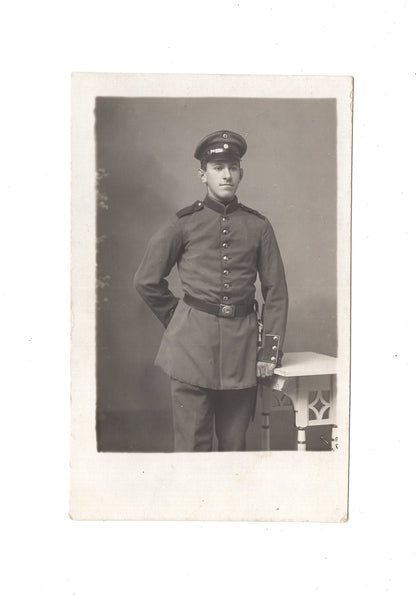 Ansichtskarte / Foto Portraitfoto eines Soldaten - Lindau