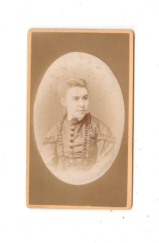 Fotografie Damenportrait - Augsburg 1870er / CDV N1-11