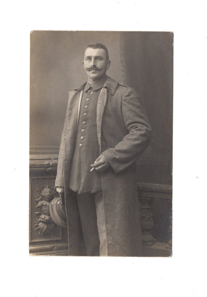 Ansichtskarte / Foto Portraitfoto eines Soldaten - Augsburg
