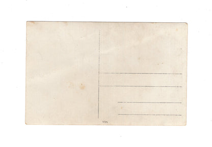 Ansichtskarte / Foto Portraitfoto eines Soldaten mit Pickelhaube feldmarschmäßig