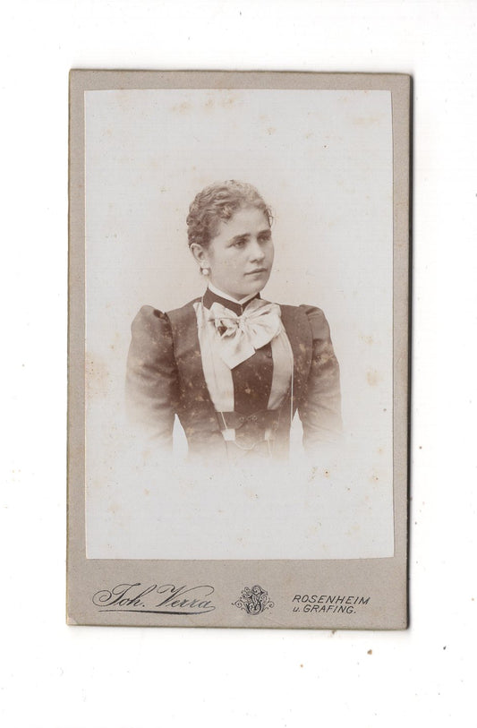 Fotografie Damenportrait - Rosenheim & Grafing 1890er / CDV N1-11