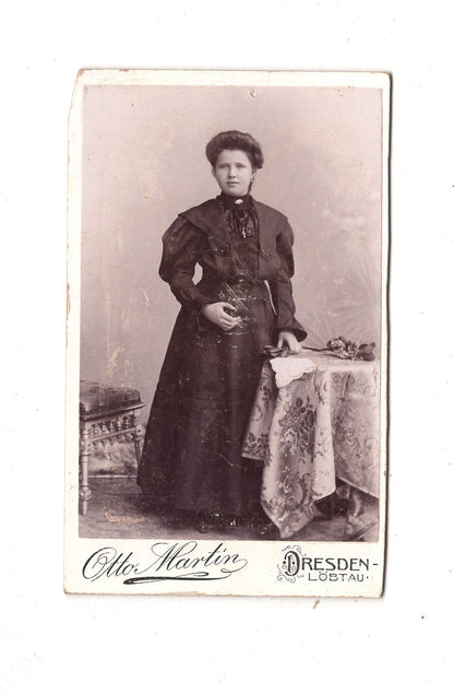 Fotografie Feines junges Mädchen - Dresden-Löbtau um 1900 / CDV D1-24