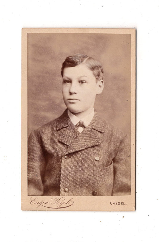Fotografie Feiner Junge - Kassel um 1880