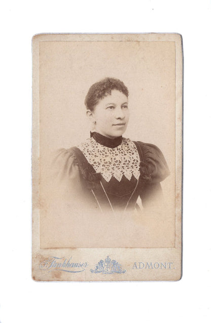 Fotografie Damenportrait - Admont 1897