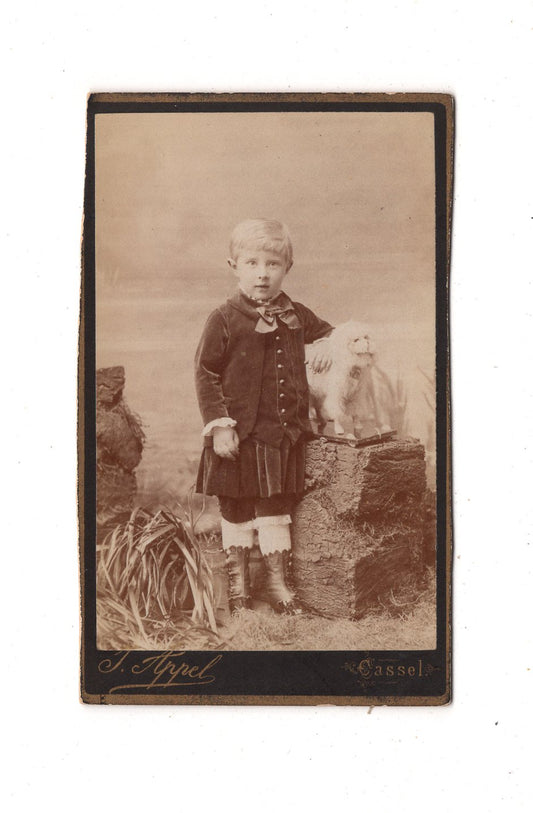Fotografie Niedlicher kleiner Junge - Kassel 1880er / CDV M1-24