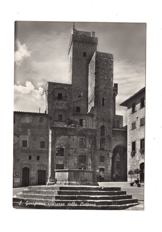 Ansichtskarte S. Gimignano / Piazza della Cisterna / Italien / N1-63