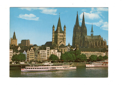 Ansichtskarte Köln am Rhein / Rheinufer mit St. Martin und Dom / G1-57