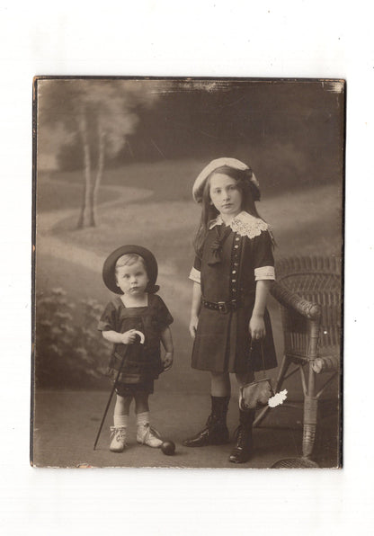 Fotografie Niedliche kleine Kinder / benannt - Solingen 1912