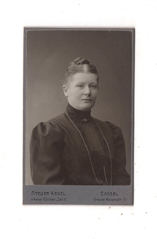 Fotografie Damenportrait mit Widmung - Kassel 1906 / CDV N1-12