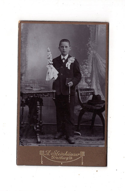 Fotografie Feiner Junge - Freiburg im Breisgau 1900er