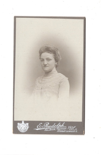 Fotografie Damenportrait - Hof in Bayern um 1900 / CDV C1-02