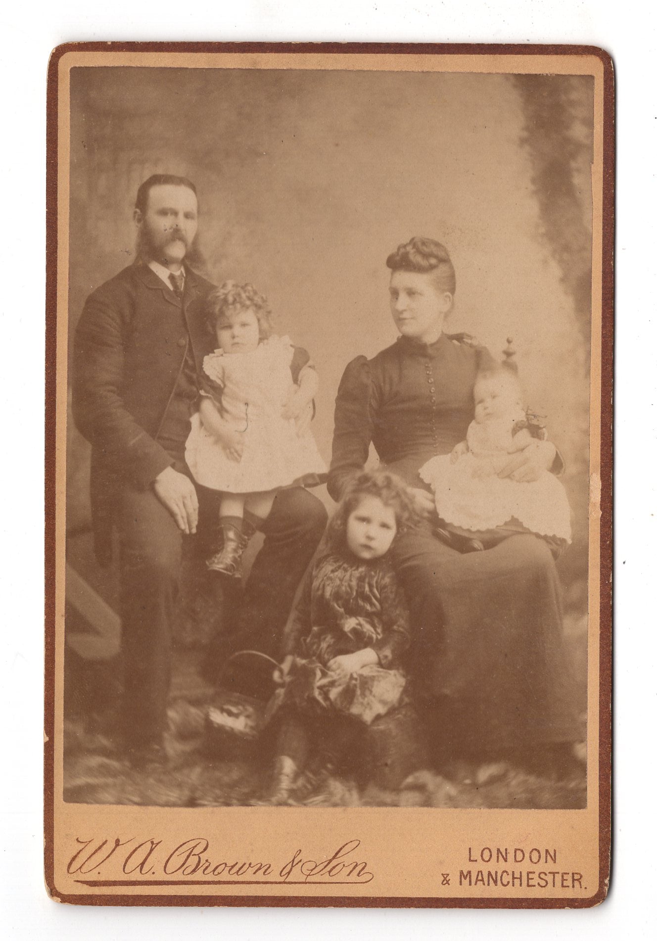 Fotografie Schönes Familienbild - London & Manchester 1880er / CAB X-35