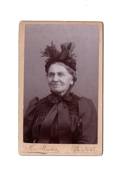 Fotografie Damenportrait - Aubel um 1900