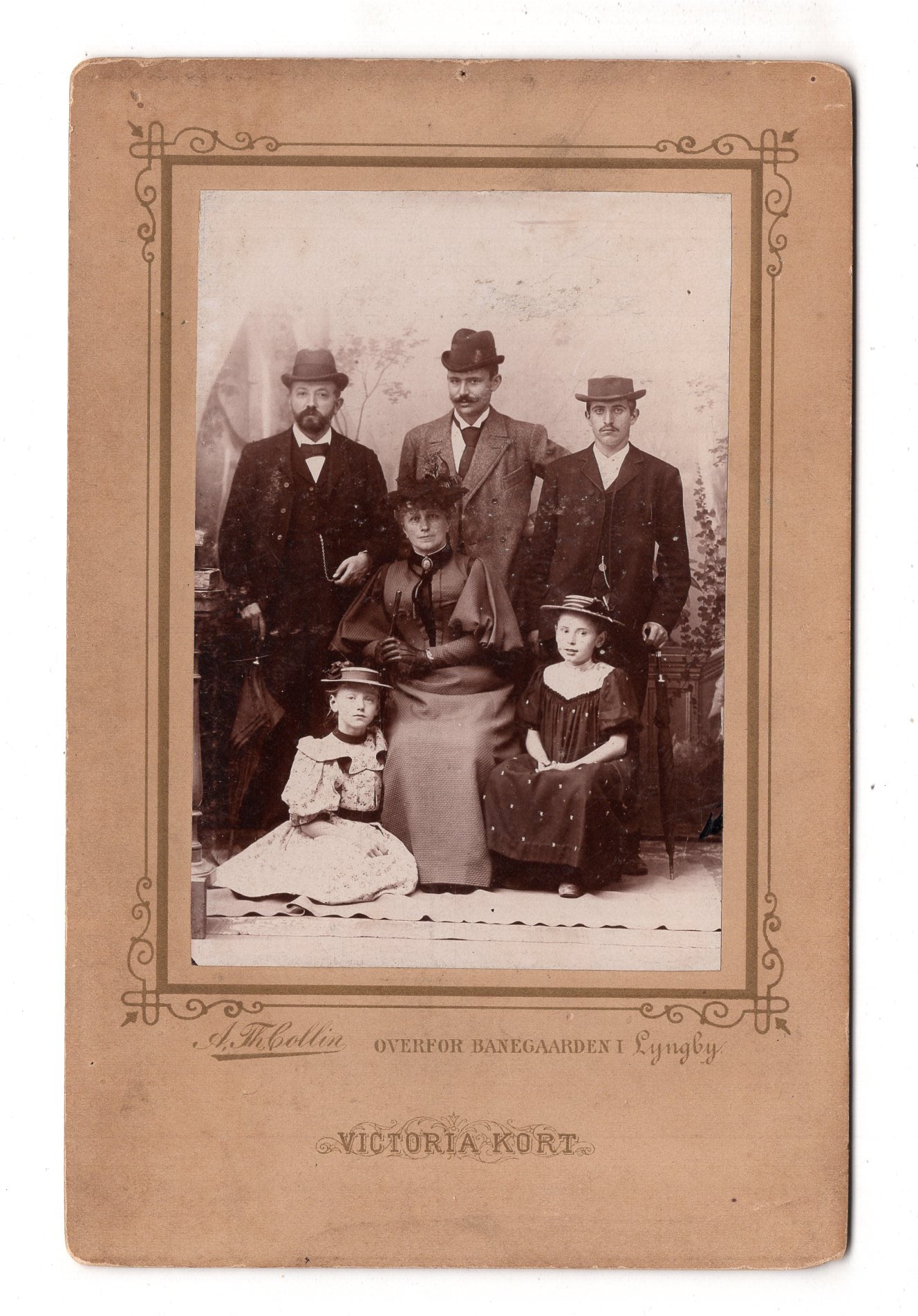 Fotografie Schönes Familienbild - Lyngby 1890er / CAB X-35