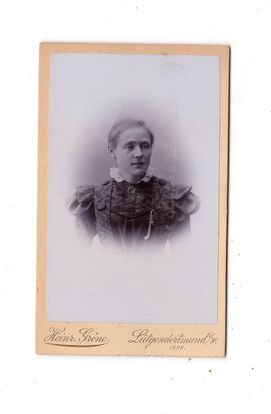 Fotografie Damenportrait - Lütgendortmund 1898 / CDV N1-12