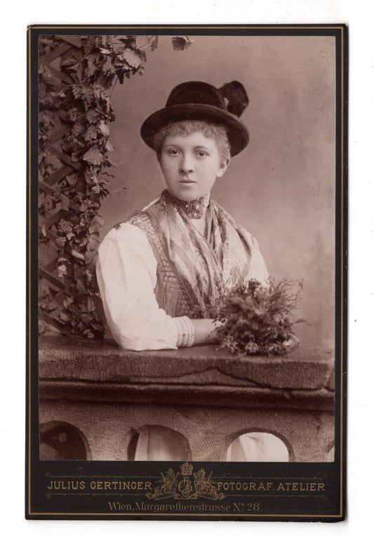 Fotografie Feine Dame - Wien 1880er / CAB W-22