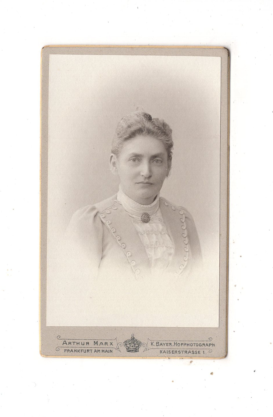 Fotografie Damenportrait - Frankfurt Main um 1900 / CDV N1-12
