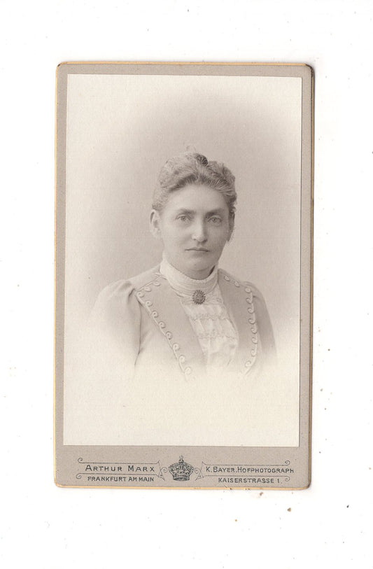 Fotografie Damenportrait - Frankfurt Main um 1900 / CDV N1-12