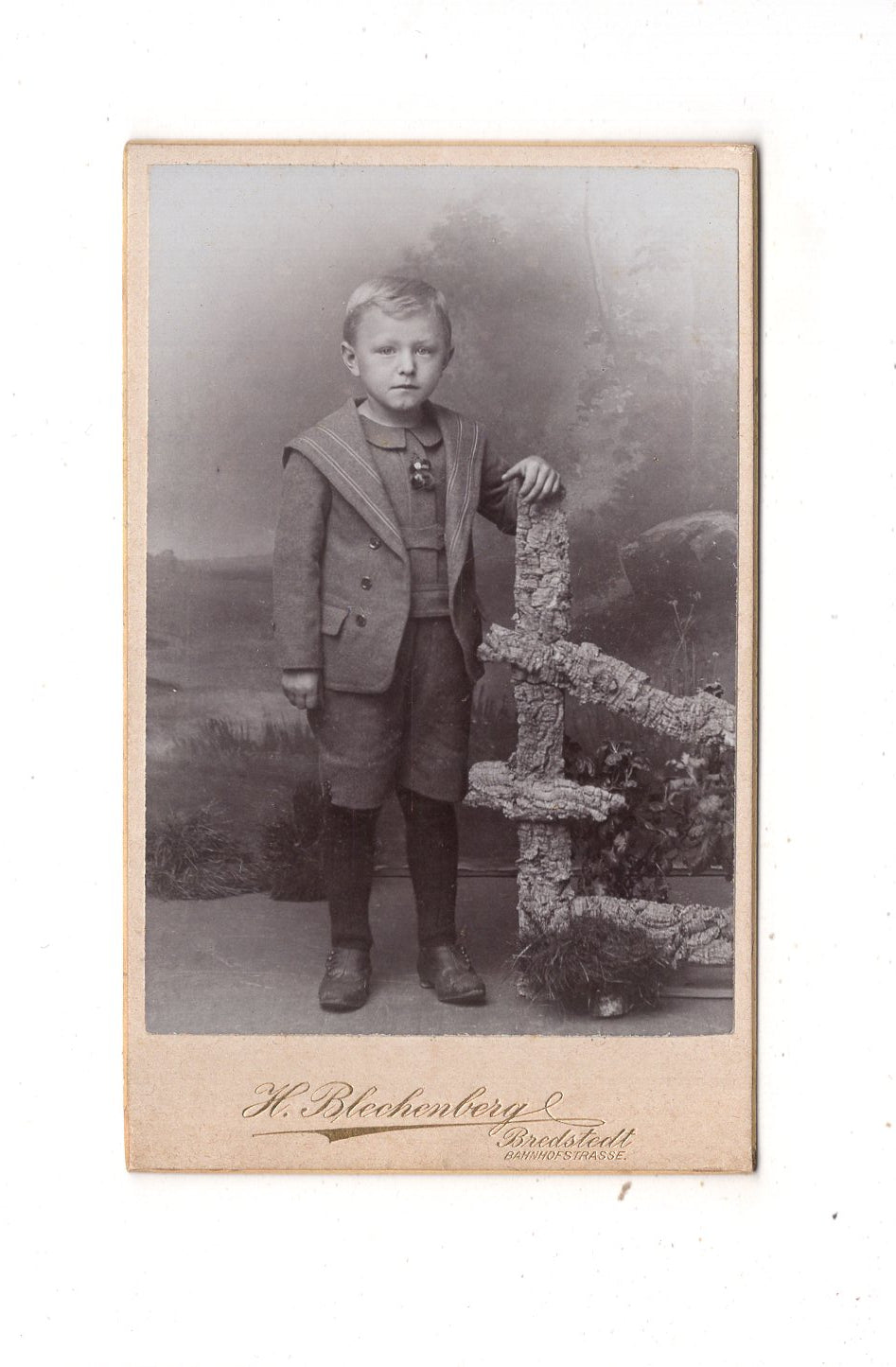 Fotografie Niedlicher kleiner Junge - Bredstedt 1890er / CDV M1-25