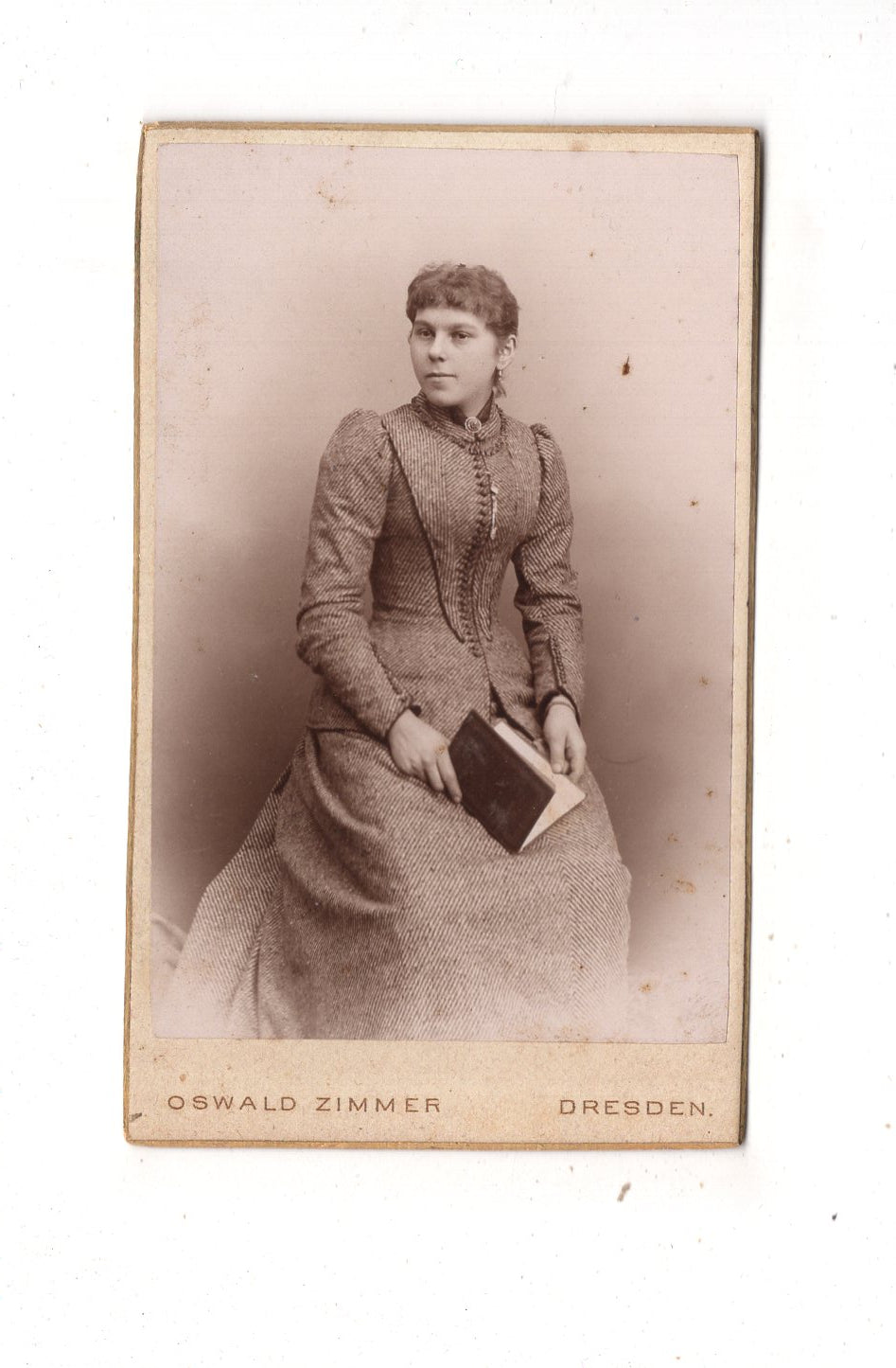 Fotografie Feine Dame - Dresden 1890er / CDV L1-24
