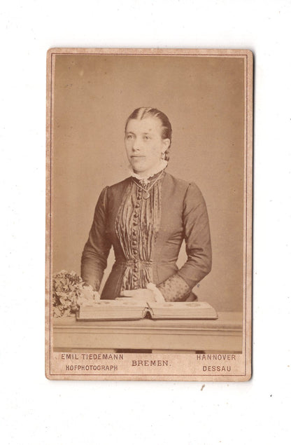 Fotografie Feine Dame - Bremen / Hannover / Dessau 1870er / CDV L1-24